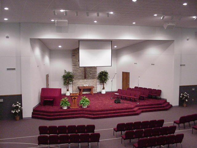Hood050_07272000.jpg (40408 bytes)