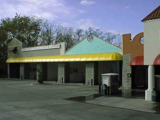 Village Depot3.jpg (53908 bytes)